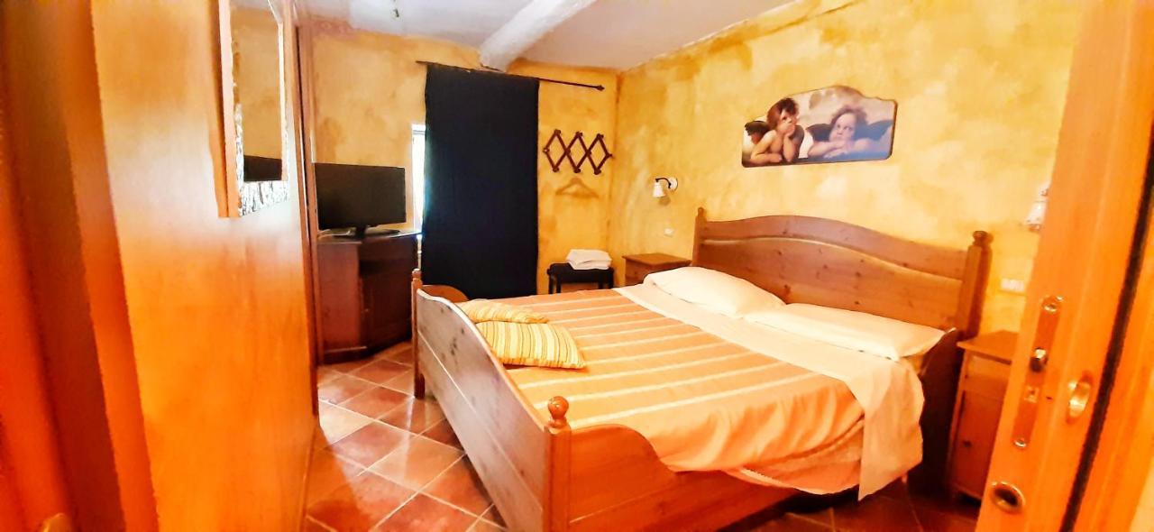 Casale Trusella Bed & Breakfast Ponti Room photo